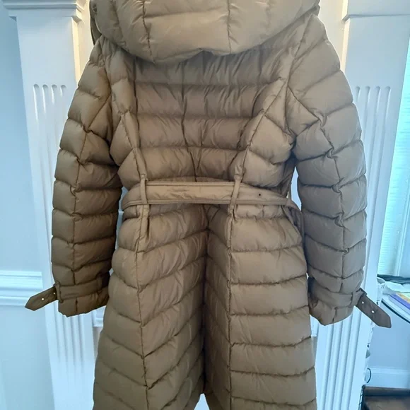 Burberry Tan Puffer Jacket - Picture 3 of 7